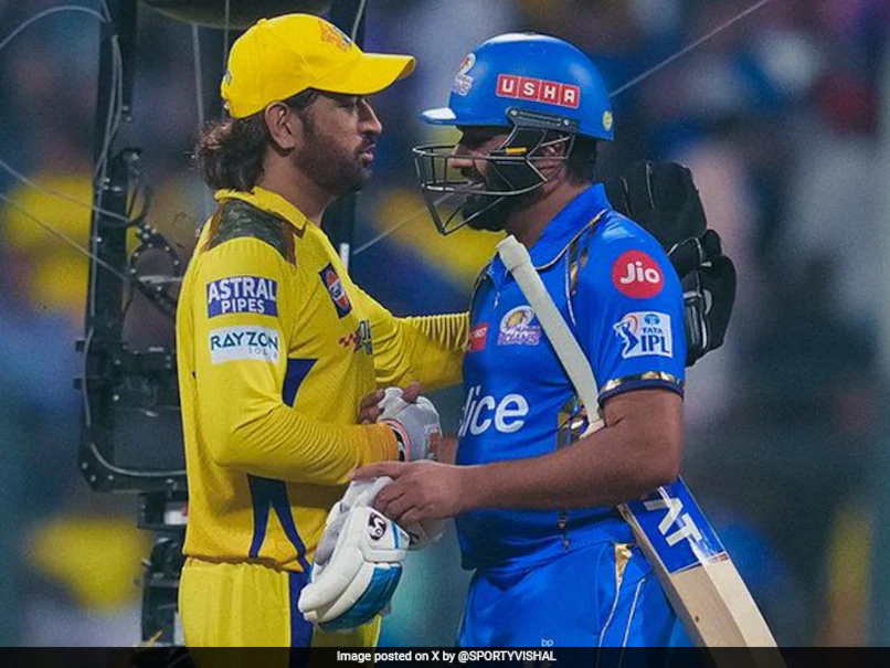 2eq2bt7g_ms-dhoni-and-rohit-sharma_625x300_15_April_24